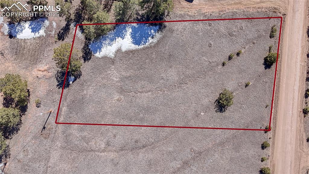 394 Due S Road Florissant, CO 80816 - Photo 3 of 28 a view of bath tub