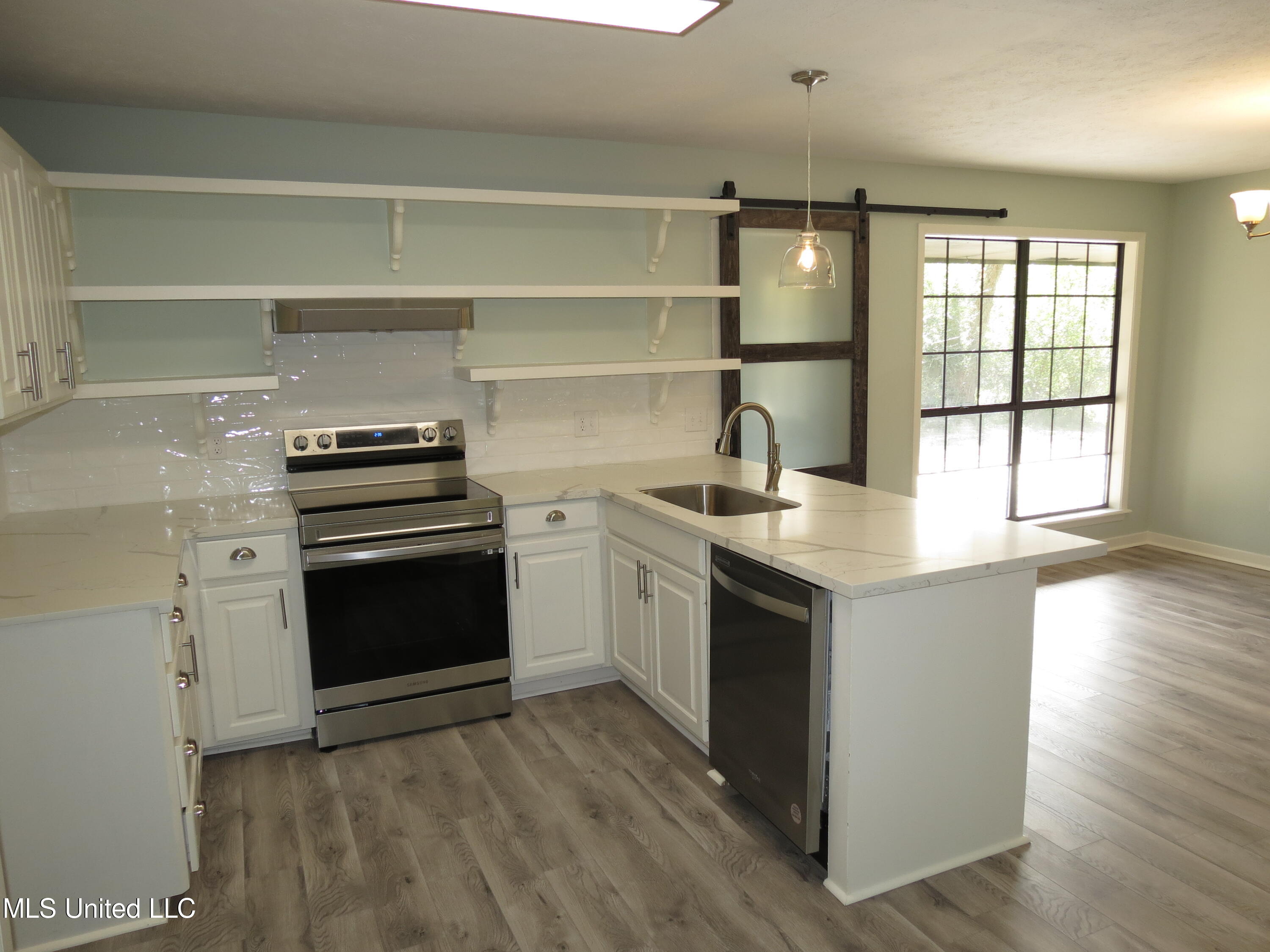 2549 South McRaven Road Jackson, MS 39209 - Photo 12 of 23 IMG_2287