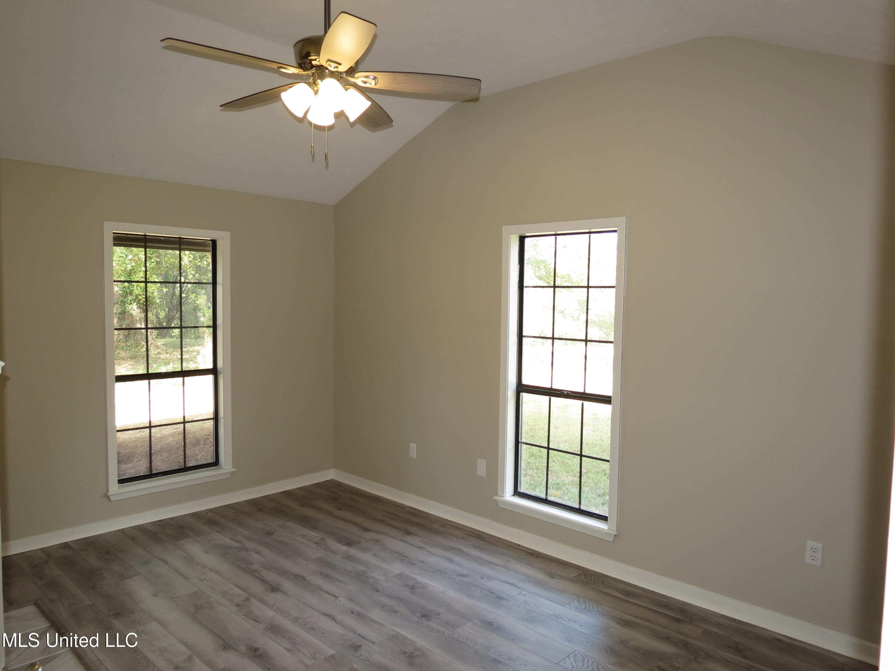 2549 South McRaven Road Jackson, MS 39209 - Photo 16 of 23 IMG_2301
