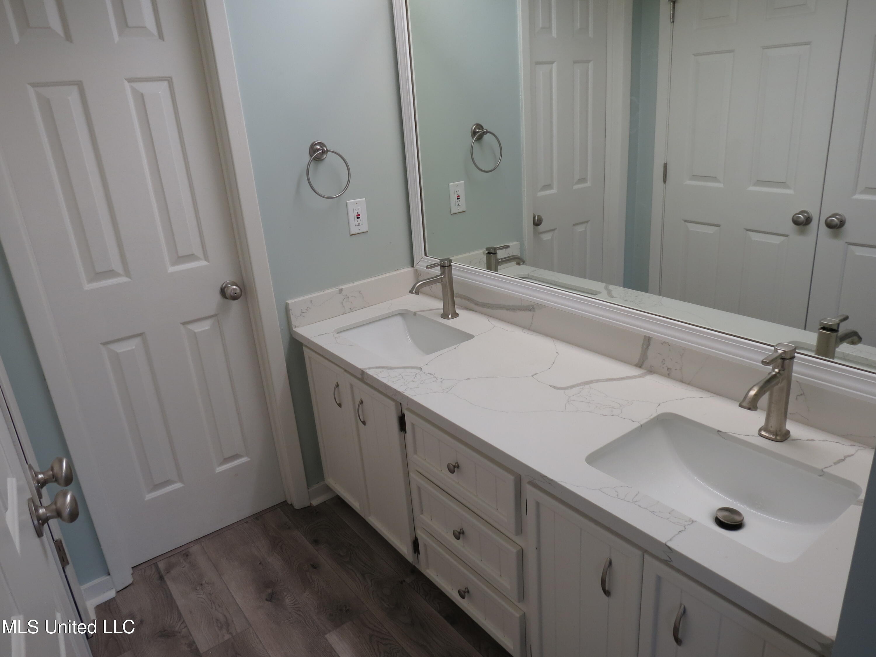 2549 South McRaven Road Jackson, MS 39209 - Photo 18 of 23 IMG_2306