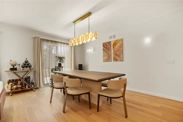 $1,379,000 | 26144 Kenrose Circle, Calabasas, CA 91302