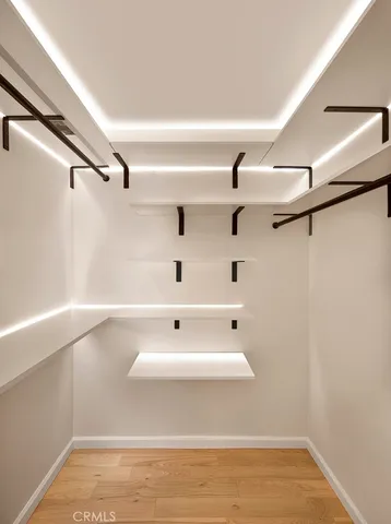 $1,379,000 | 26144 Kenrose Circle, Calabasas, CA 91302