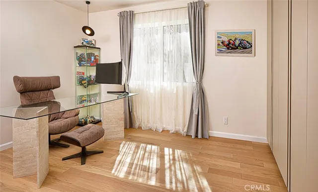 $1,379,000 | 26144 Kenrose Circle, Calabasas, CA 91302