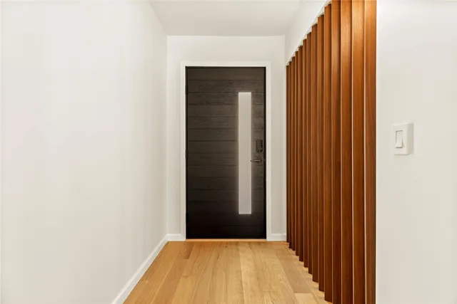 $1,379,000 | 26144 Kenrose Circle, Calabasas, CA 91302