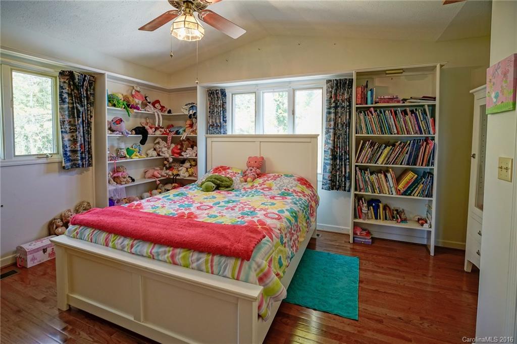 2889 Hogback Mountain Road Tryon, NC 28782 - Photo 16 of 22 Gallery Image 16