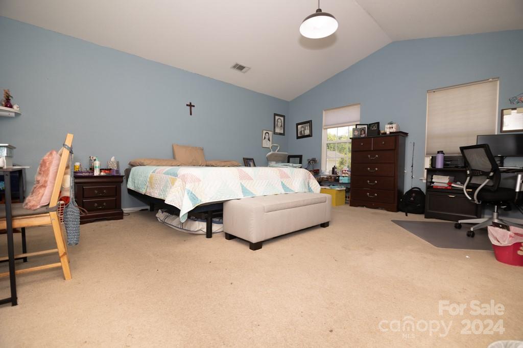 1412 River Run Road Lowell, NC 28098 - Photo 18 of 39 Gallery Image 18