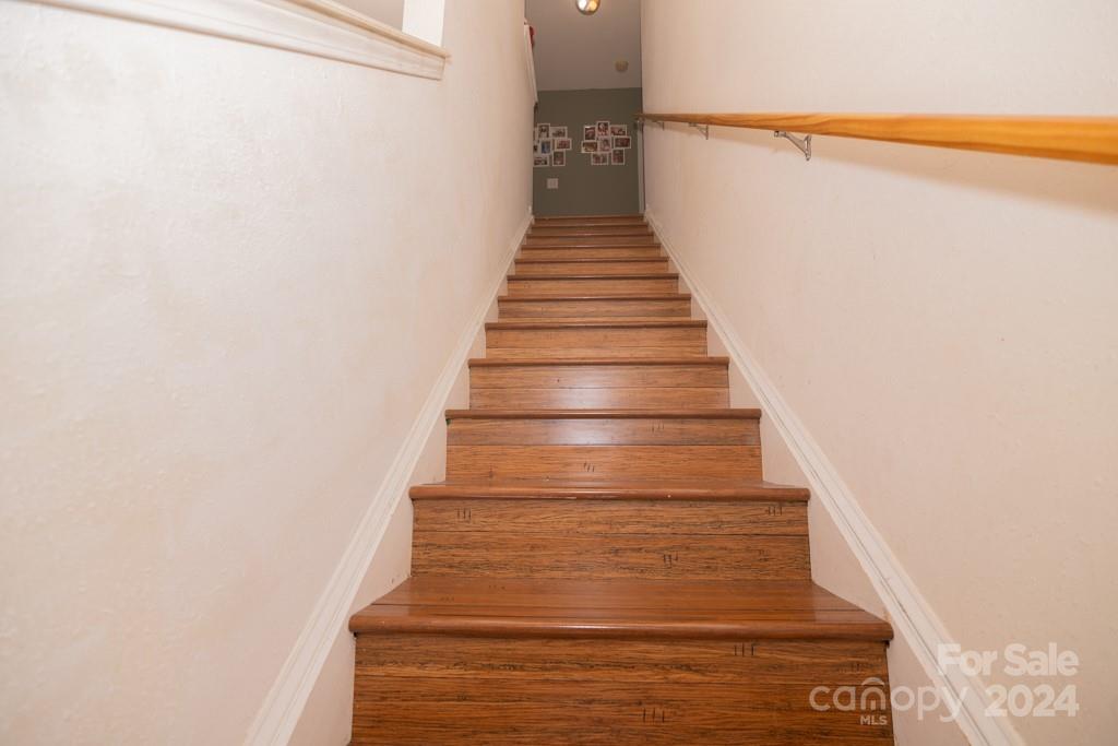 1412 River Run Road Lowell, NC 28098 - Photo 31 of 39 Gallery Image 31