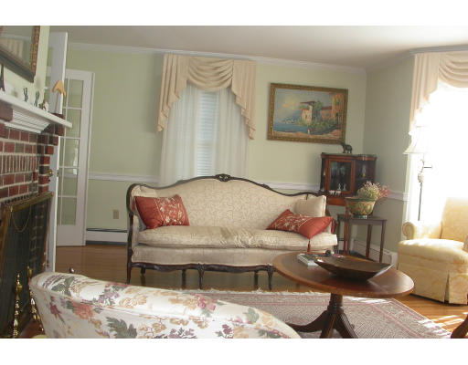232 Payson Road Belmont, MA 02478 - Photo 8 of 18 Gallery Image 8