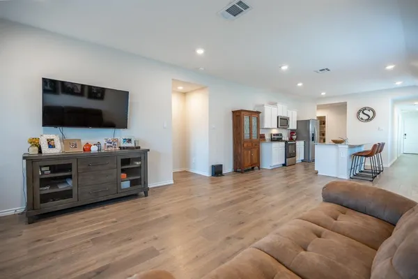 $2,300 | 232 Vitex Drive, Royse City, TX 75189