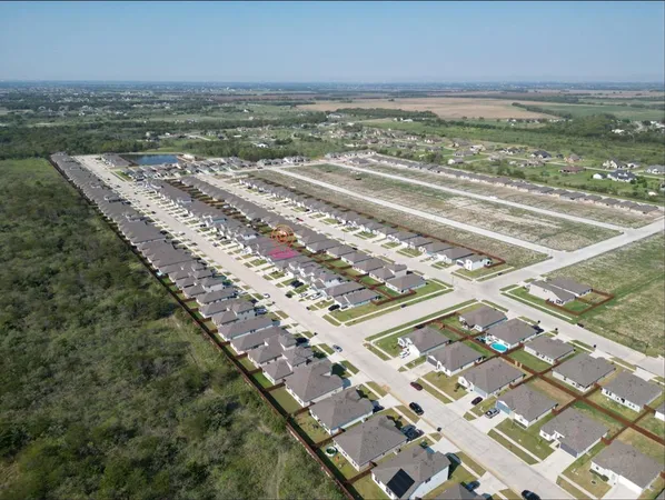 $2,300 | 232 Vitex Drive, Royse City, TX 75189