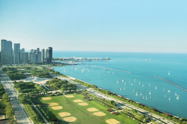 1211 South Prairie Avenue, Unit 5202 Chicago, IL 60605 - Photo 16 of 22 a view of a lake with a city
