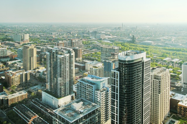 1211 South Prairie Avenue, Unit 5202 Chicago, IL 60605 - Photo 18 of 22 a view of city with tall buildings