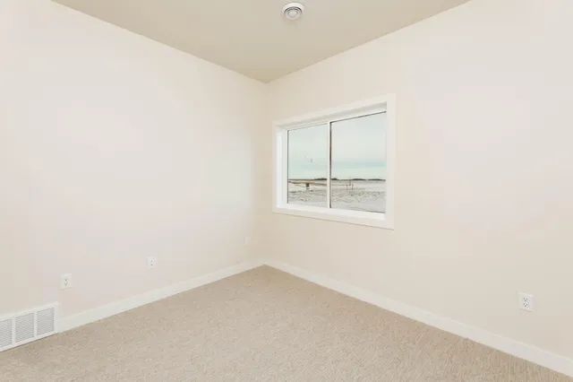 $382,690 | 1600 5th Avenue Northeast, Dilworth, MN 56529