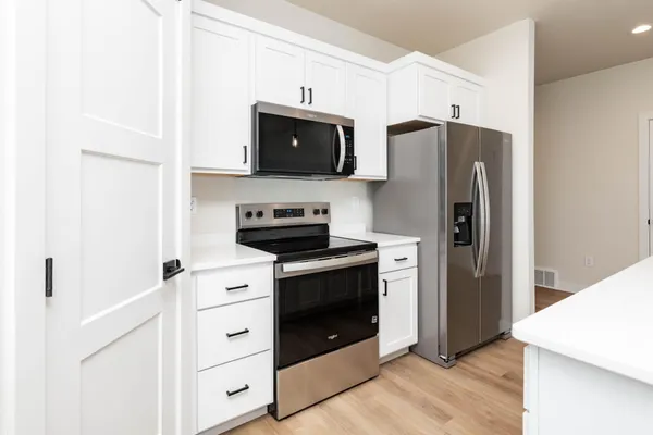 $382,690 | 1600 5th Avenue Northeast, Dilworth, MN 56529