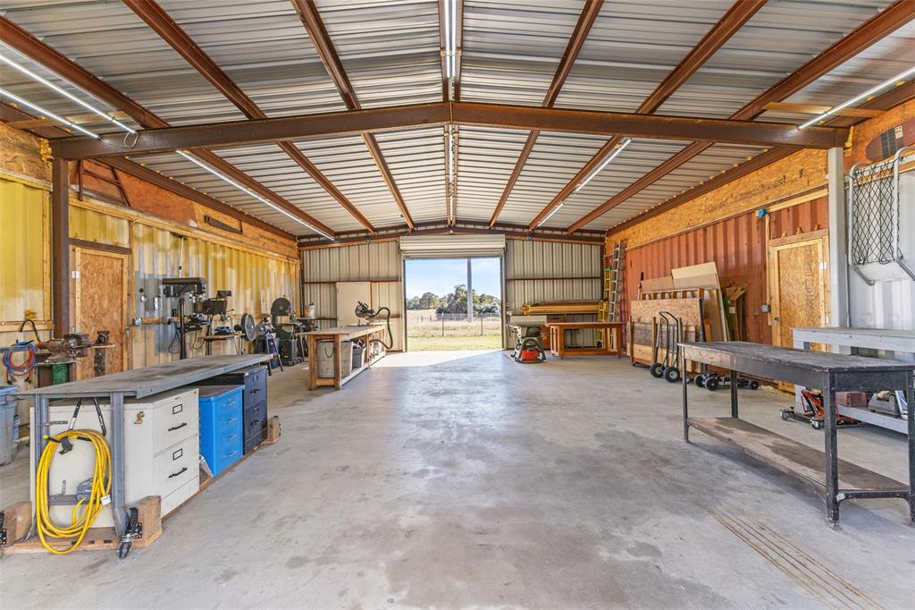 1694 Henry Prairie Road Franklin, TX 77856 - Photo 37 of 40