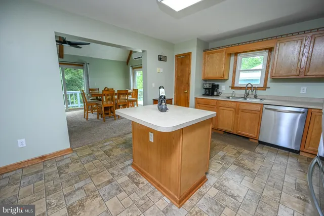 $355,000 | 590 Bearfoot Road, Accident, MD 21520