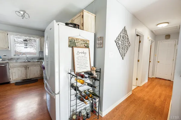 $329,900 | 3105 Horseshoe Road, Appomattox, VA 24522