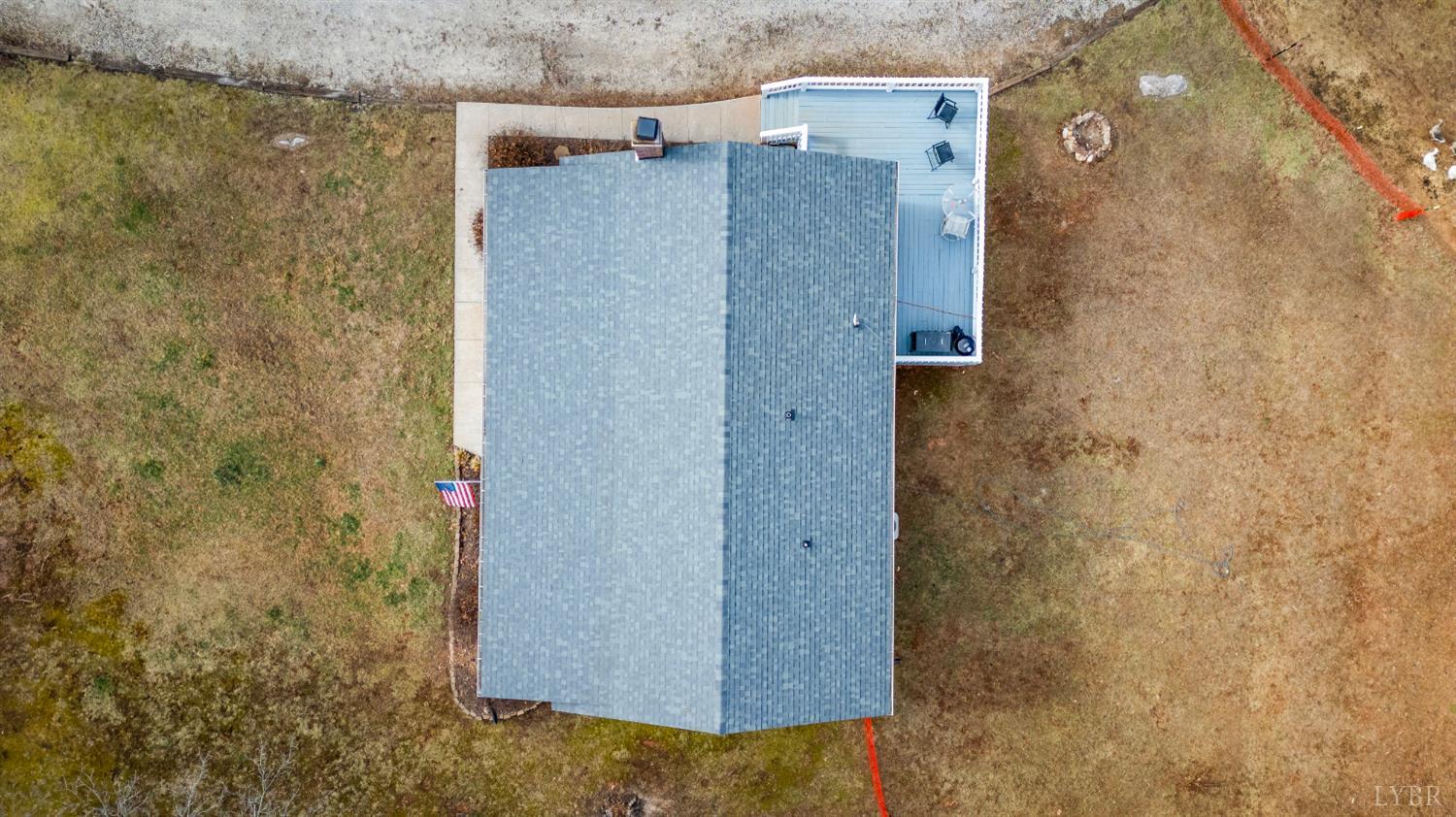 3105 Horseshoe Road Appomattox, VA 24522 - Photo 31 of 59 view of a bathroom with shower