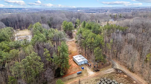 $329,900 | 3105 Horseshoe Road, Appomattox, VA 24522