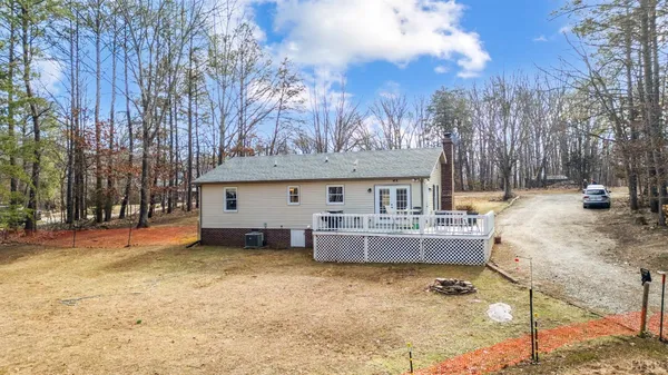 $329,900 | 3105 Horseshoe Road, Appomattox, VA 24522