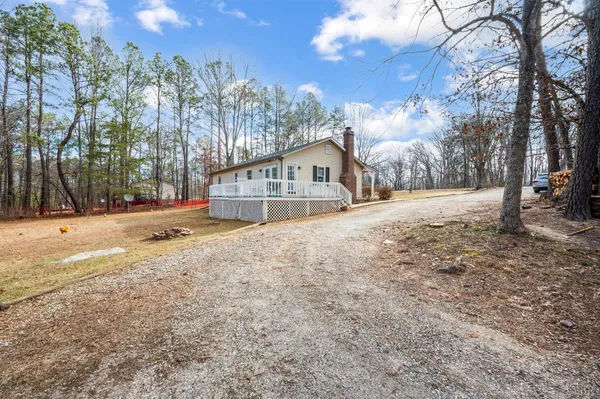 $329,900 | 3105 Horseshoe Road, Appomattox, VA 24522