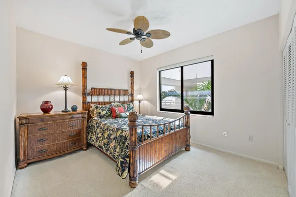 $6,000 | 926 Oak Harbour Drive, Juno Beach, FL 33408