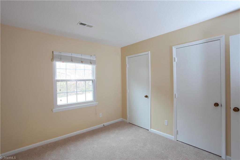 5611 Hornaday Road Greensboro, NC 27409 - Photo 13 of 15