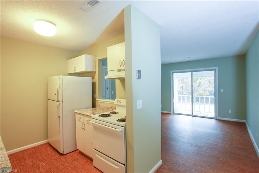 5611 Hornaday Road Greensboro, NC 27409 - Photo 7 of 15