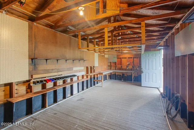 $280,000 | 100 Mangels Drive, Interlachen, FL 32148