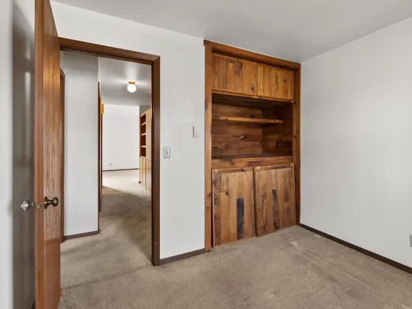 $99,000 | 910 East Cedar Avenue, Unit 403, Manitowoc, WI 54220