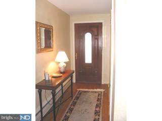 631 Weadley Road Wayne, PA 19087 - Photo 2 of 6