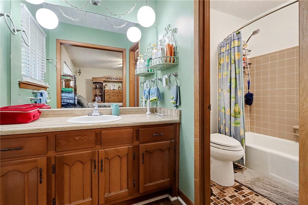 134 Hidden Valley Road Fayetteville, GA 30214 - Photo 19 of 35