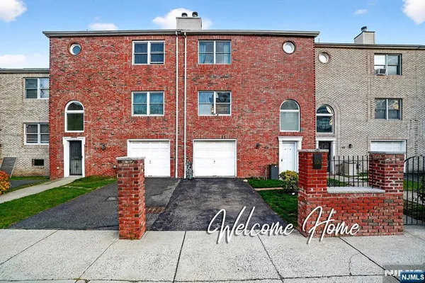 $3,000 | 121 Arlington Street, Newark, NJ 07102