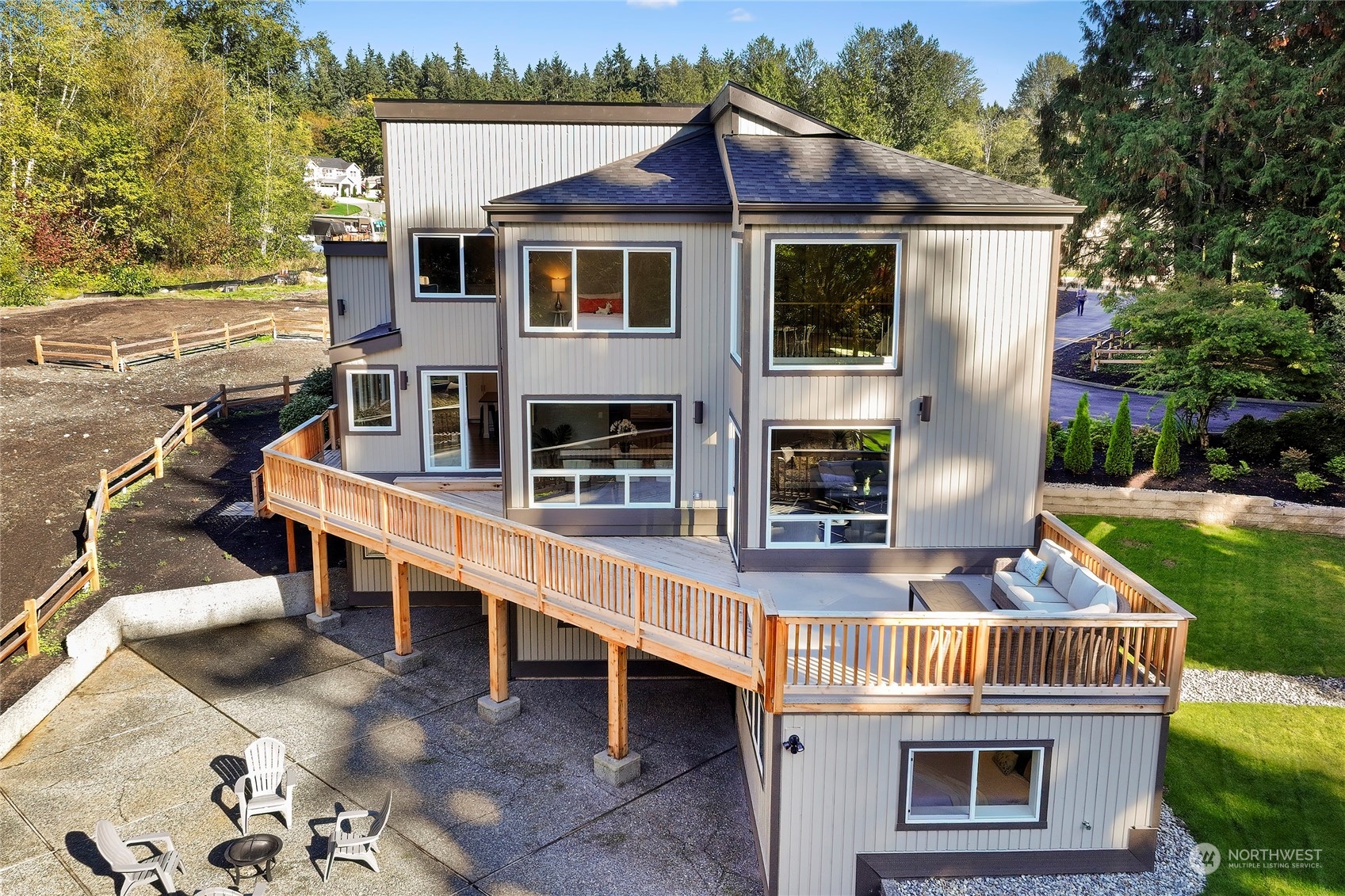 23026 30th Drive Southeast Bothell, WA 98021 - Photo 4 of 40 a front view of a house with a yard