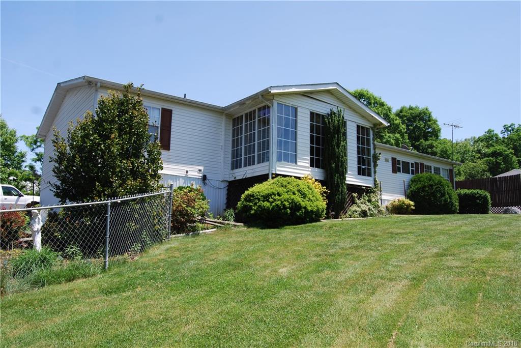 90 Solomon Road Leicester, NC 28748 - Photo 2 of 21 Gallery Image 2