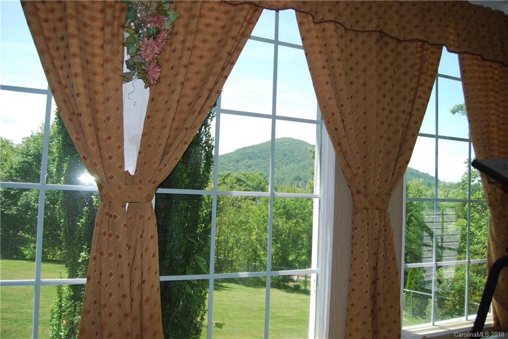 90 Solomon Road Leicester, NC 28748 - Photo 12 of 21 Gallery Image 12