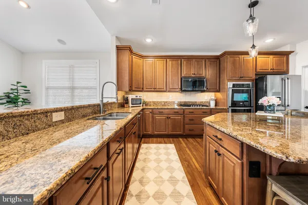 $750,000 | 6578 Arbordeau Lane, Macungie, PA 18062