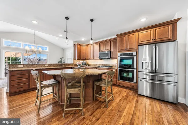 $750,000 | 6578 Arbordeau Lane, Macungie, PA 18062