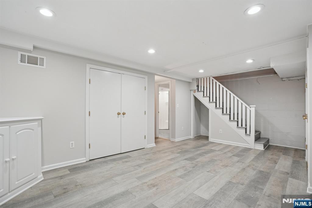 12 Meadowbrook Road Short Hills, NJ 07078 - Photo 33 of 39