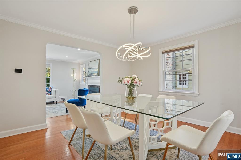 12 Meadowbrook Road Short Hills, NJ 07078 - Photo 6 of 39