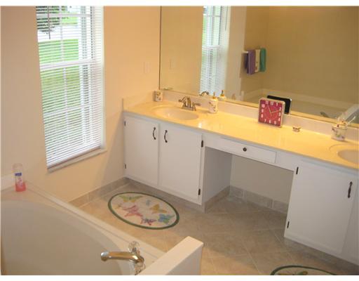 3865 Sabal Lakes Road Delray Beach, FL 33445 - Photo 8 of 12 Additional Photo