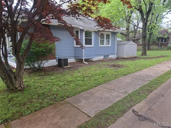 $139,900 | 401 South Clark Avenue, St. Louis, MO 63135
