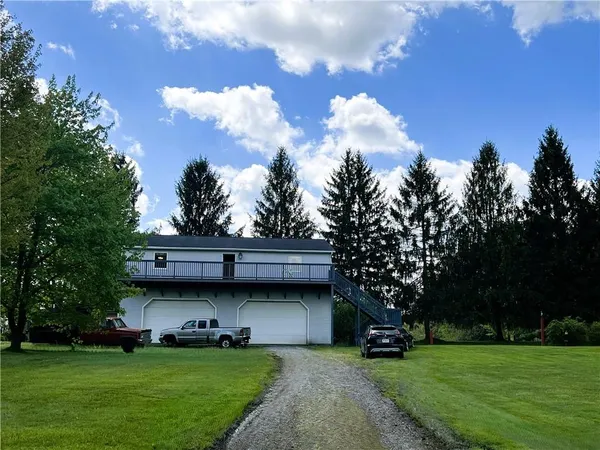 $239,900 | 380 Oak St Extension, Pulaski, PA 16143