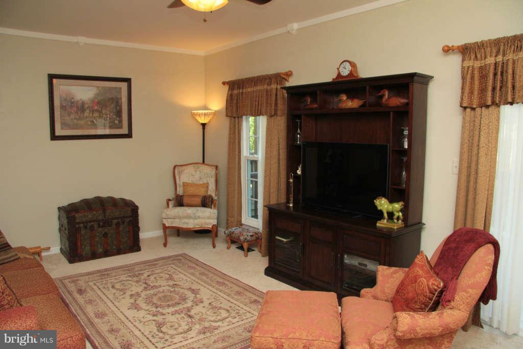 43549 Blacksmith Square Ashburn, VA 20147 - Photo 15 of 30 Family Room