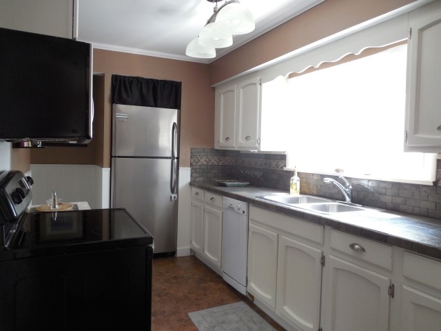 28 Lafayette Street Rutland, VT 05701 - Photo 7 of 35