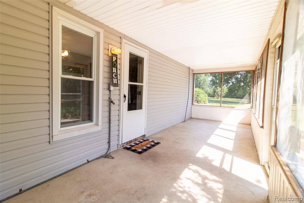 749 East Newburg Road Carleton, MI 48117 - Photo 18 of 43