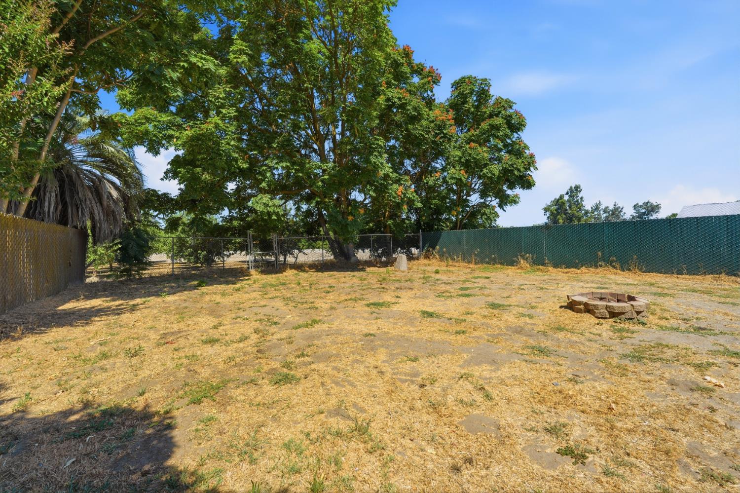 5631 Tully Road Modesto, CA 95356 - Photo 38 of 40
