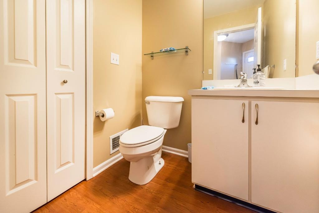237 Fieldcrest Street Ann Arbor, MI 48103 - Photo 10 of 45 Photo 10