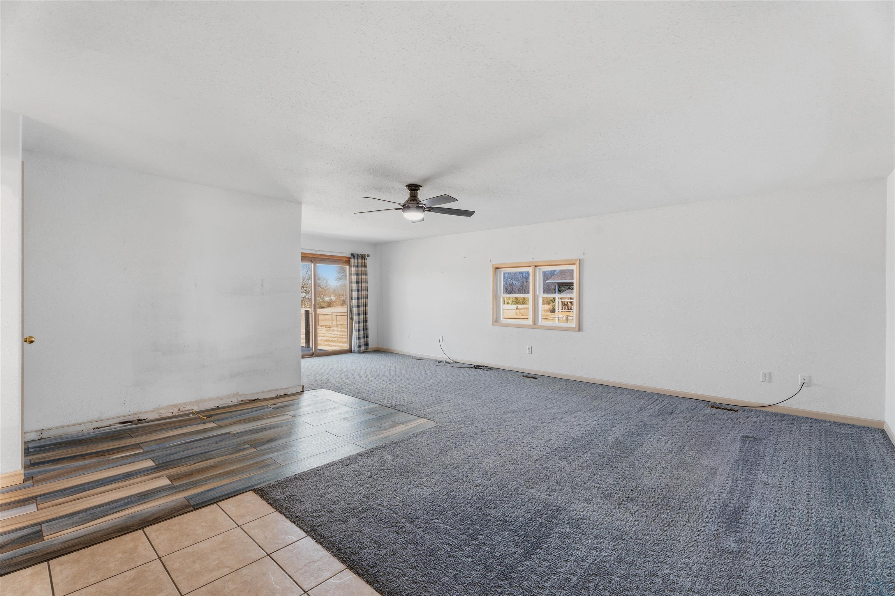 406 North Crawford Road Vermillion, SD 57069 - Photo 40 of 50 Gallery Image 40
