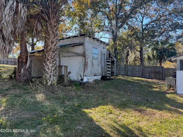 $160,000 | 323 Incline Road, Satsuma, FL 32189